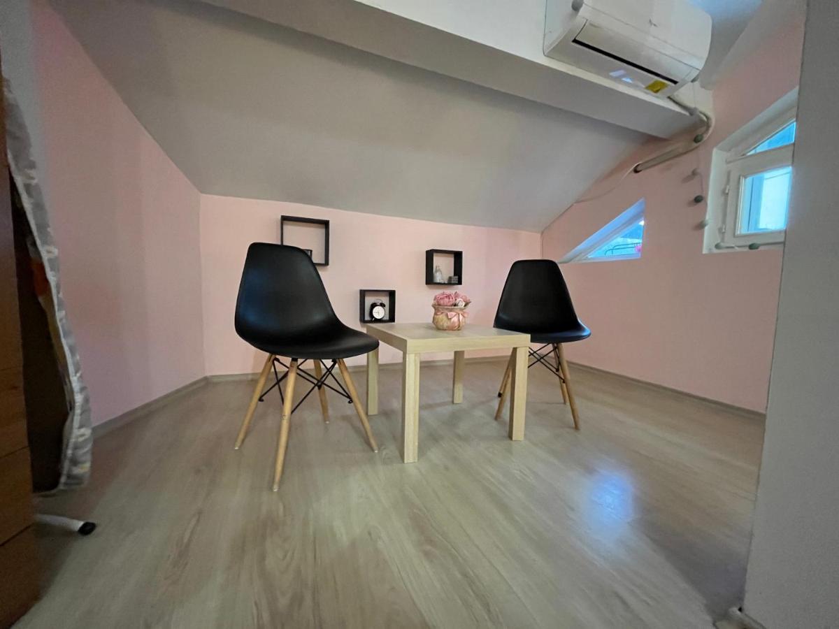 Apartment Happy Holiday Lazur Burgas Esterno foto